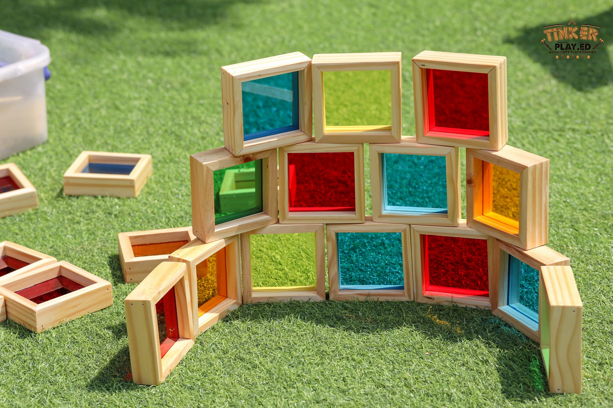 Color blocks - lăng kính sắc màu