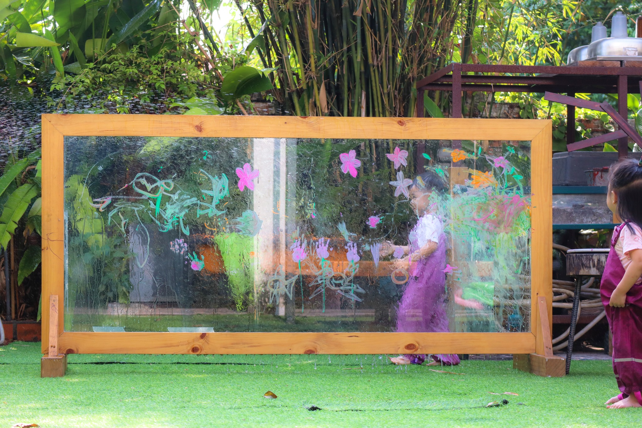 Bảng vẽ trong suốt